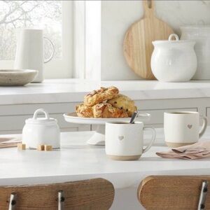 SET OF TWO Hearth & Hand Cream and Tan Heart Mugs